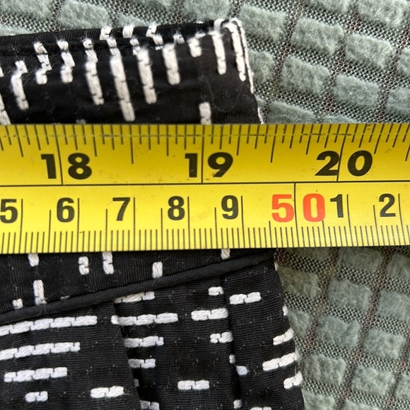 Geometric Print Shorts - Picture 4 of 7